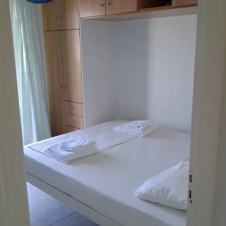 Lefteris Apartment *